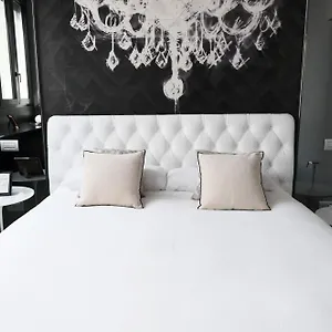 Comecasa Prestigious Turati Apartment