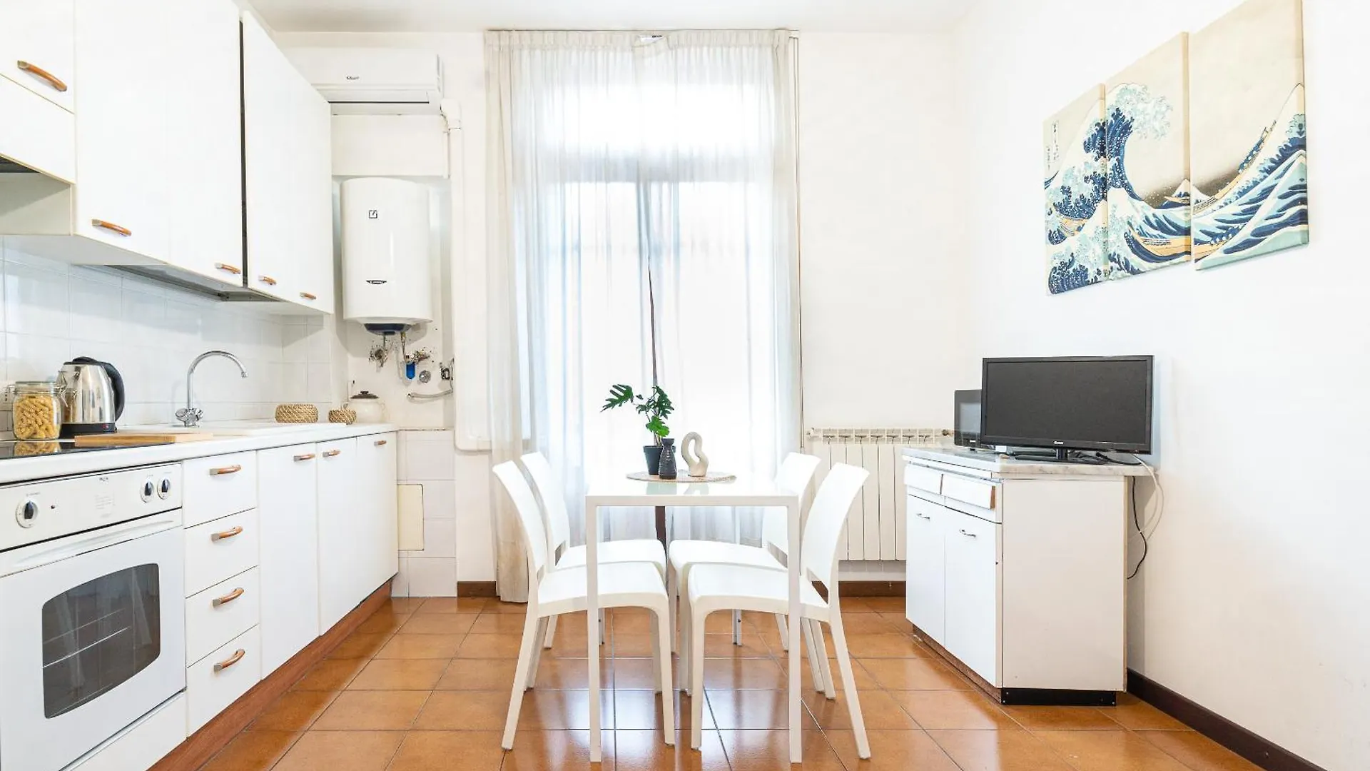 Easy Central Apartment - Milano Porta Romana Italy