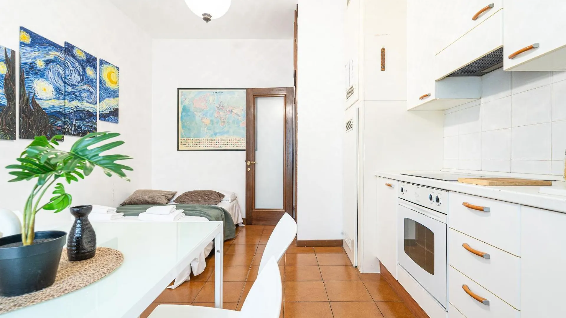 Easy Central Apartment - Milano Porta Romana 0*, Milan